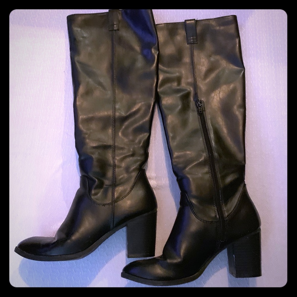 Dexflex Comfort Knee-High Boots